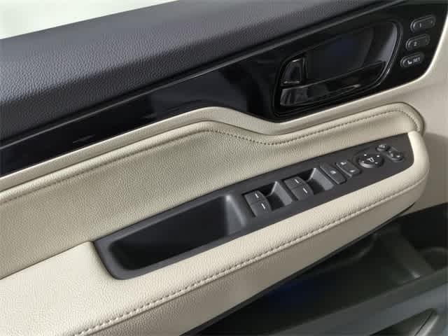 Thumbnail: 2026 Honda Odyssey - 10