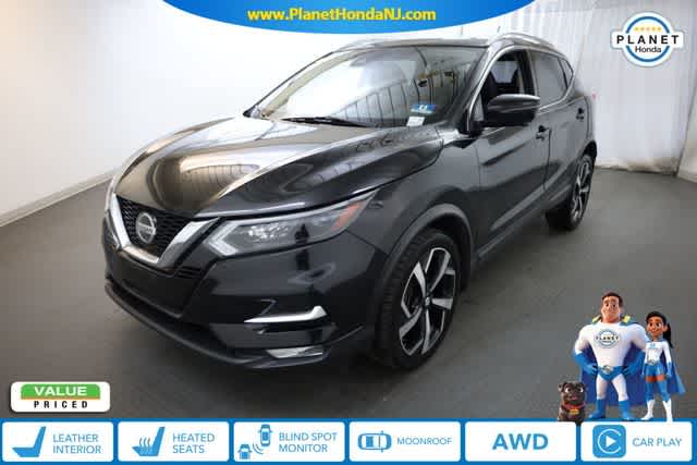 Thumbnail: 2020 Nissan Rogue Sport - 1