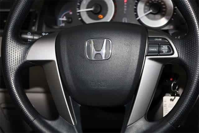 Thumbnail: 2011 Honda Odyssey - 30