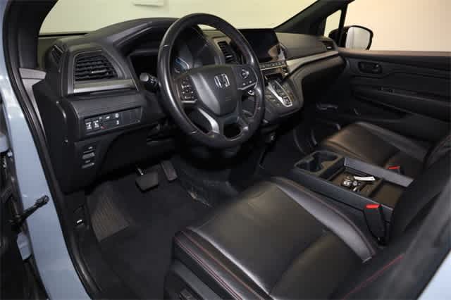 Thumbnail: 2023 Honda Odyssey - 14