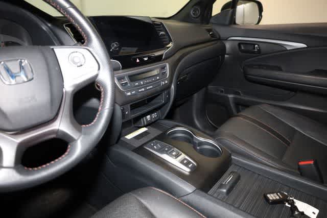 Thumbnail: 2023 Honda Passport - 23