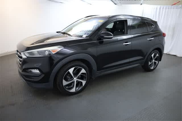 Thumbnail: 2016 Hyundai Tucson - 2