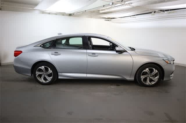 Thumbnail: 2018 Honda Accord - 9