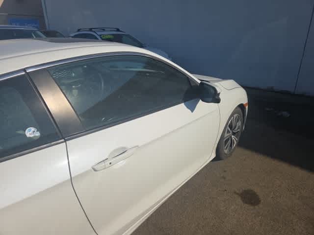 Thumbnail: 2016 Honda Civic - 15