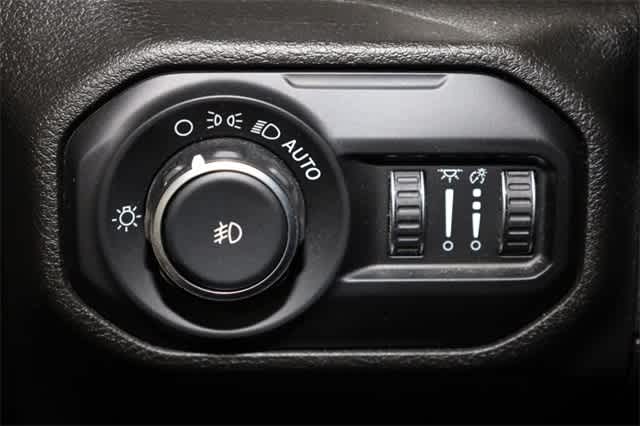 Thumbnail: 2018 Jeep Wrangler - 26