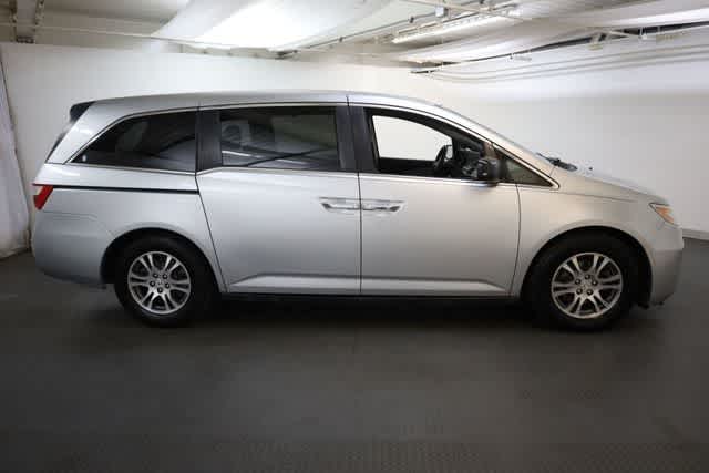 Thumbnail: 2012 Honda Odyssey - 9
