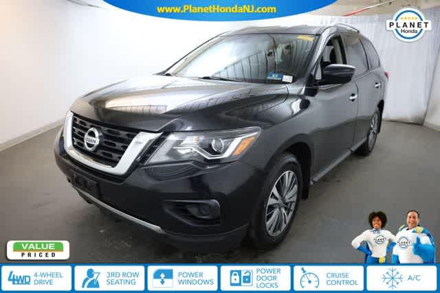 Thumbnail: 2020 Nissan Pathfinder - 1