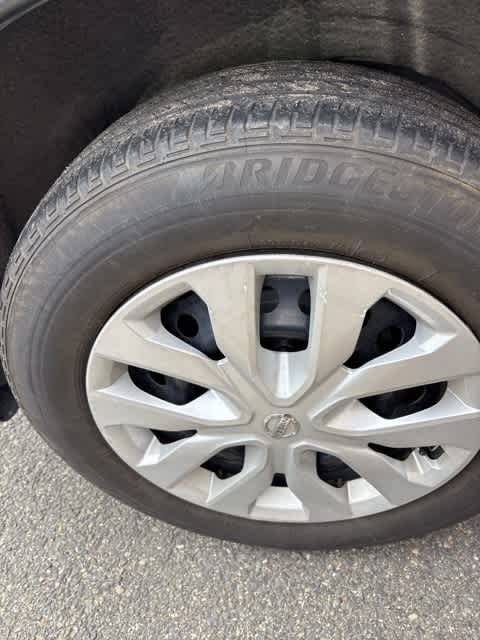 Thumbnail: 2015 Nissan Rogue - 21