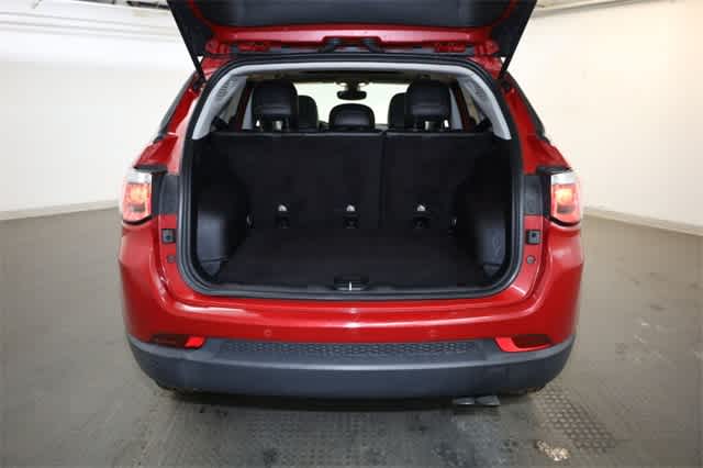 Thumbnail: 2019 Jeep Compass - 38