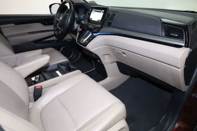 Thumbnail: 2018 Honda Odyssey - 19