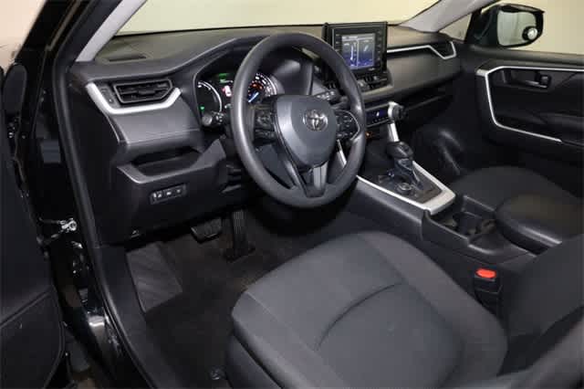 Thumbnail: 2021 Toyota RAV4 - 14