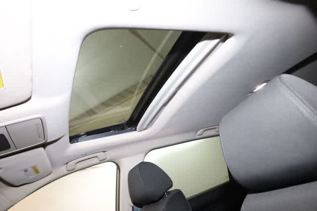 Thumbnail: 2023 Honda CR-V - 26