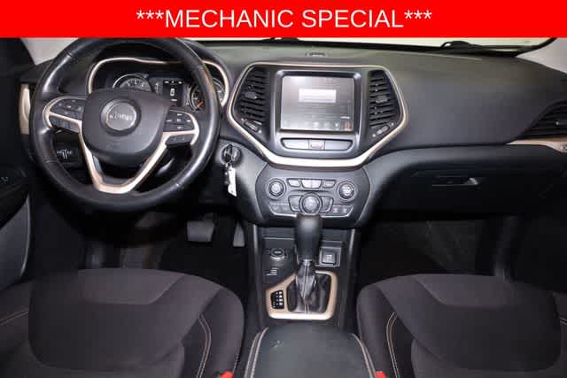 Thumbnail: 2015 Jeep Cherokee - 22