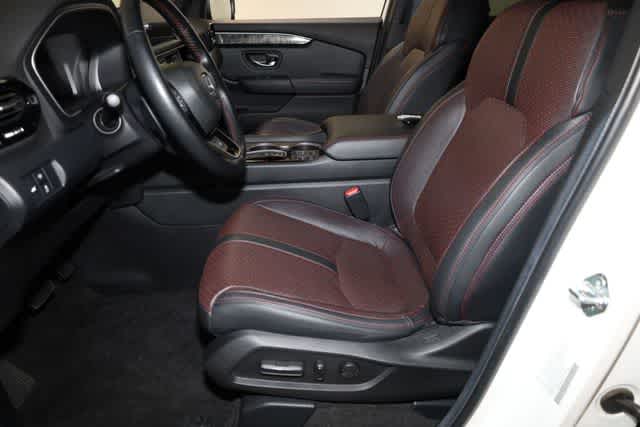 Thumbnail: 2025 Honda Pilot - 15