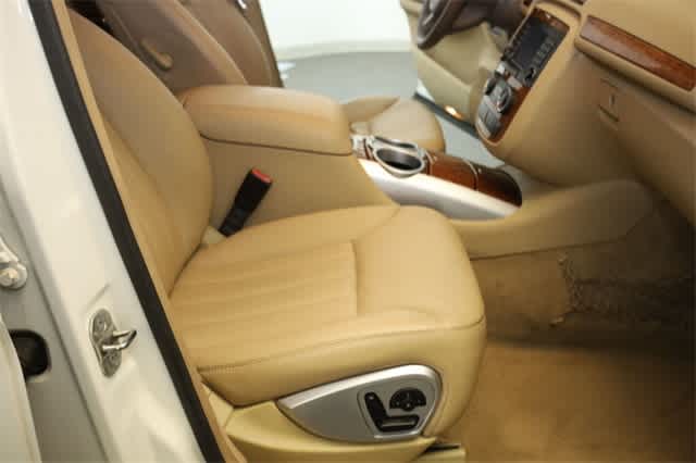 Thumbnail: 2008 Mercedes-Benz R-Class - 34