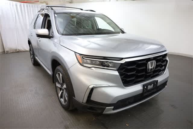 Thumbnail: 2023 Honda Pilot - 11