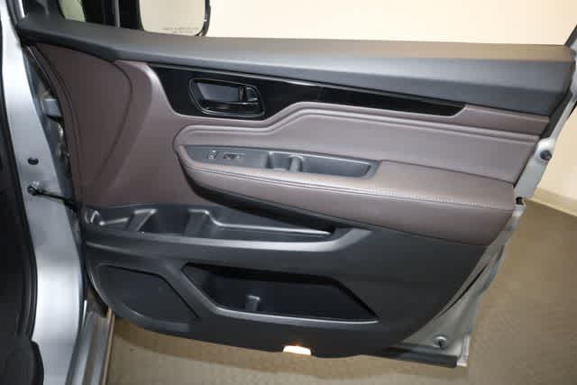 Thumbnail: 2018 Honda Odyssey - 34