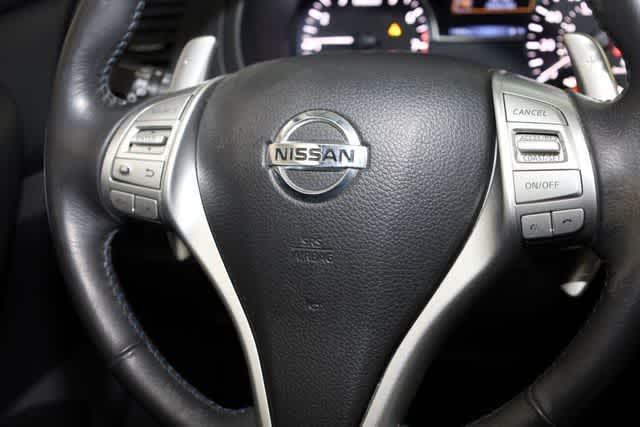 Thumbnail: 2017 Nissan Altima - 30