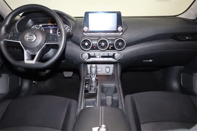 Thumbnail: 2023 Nissan Sentra - 17