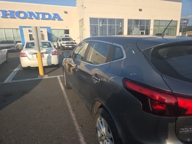 Thumbnail: 2019 Nissan Rogue Sport - 7