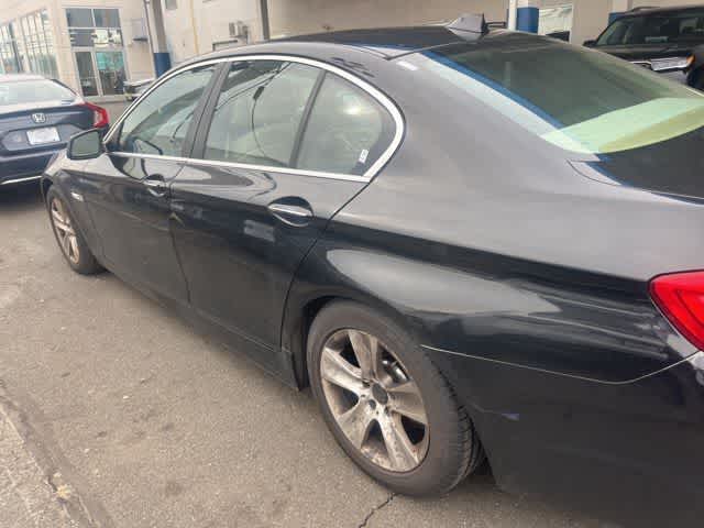 Thumbnail: 2011 BMW 5 Series - 10