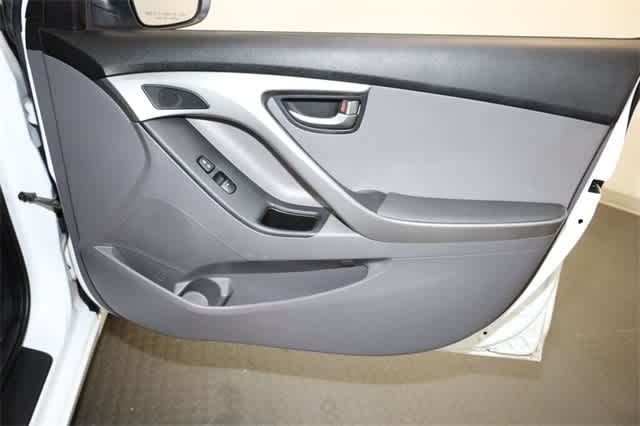 Thumbnail: 2016 Hyundai Elantra - 22