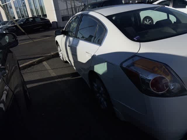 Thumbnail: 2009 Nissan Altima - 9