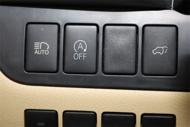 Thumbnail: 2018 Toyota Highlander - 26