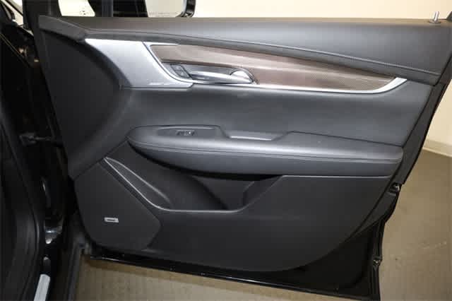 Thumbnail: 2022 Cadillac XT6 - 22