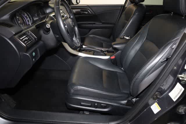 Thumbnail: 2013 Honda Accord - 15