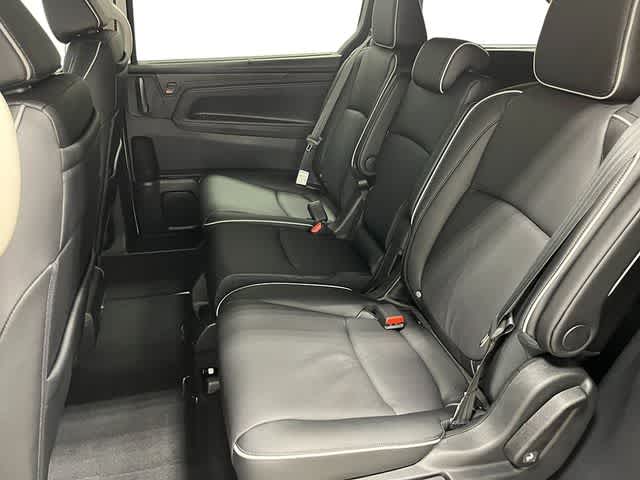 Thumbnail: 2026 Honda Odyssey - 21