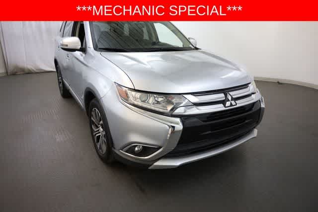 Thumbnail: 2016 Mitsubishi Outlander - 11