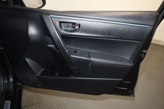 Thumbnail: 2016 Toyota Corolla - 29