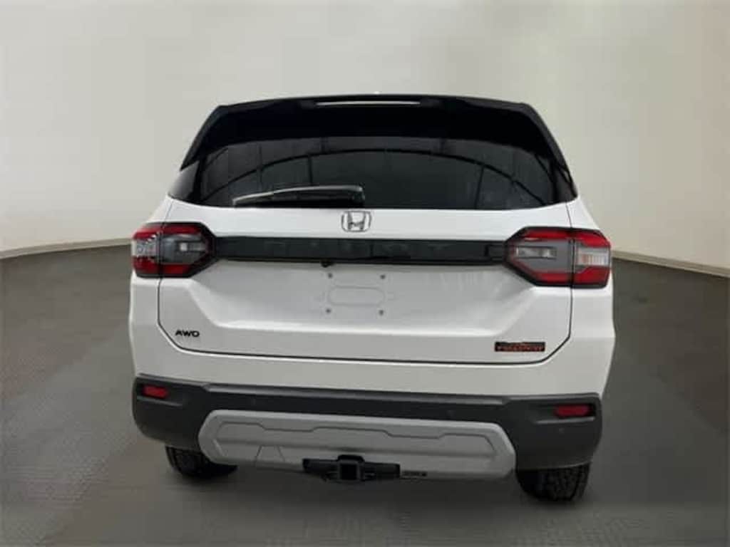 New 2025 Honda Pilot TrailSport SUV
