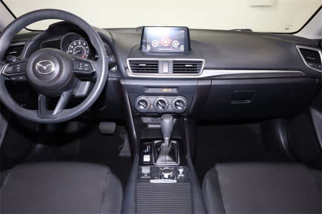 Thumbnail: 2018 Mazda Mazda3 - 17
