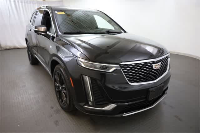 Thumbnail: 2022 Cadillac XT6 - 11