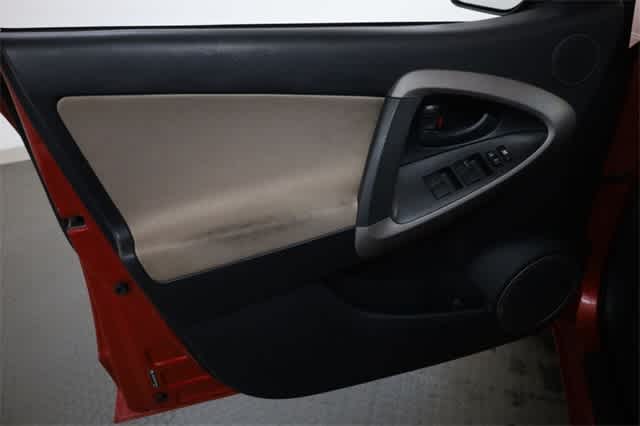 Thumbnail: 2008 Toyota RAV4 - 13