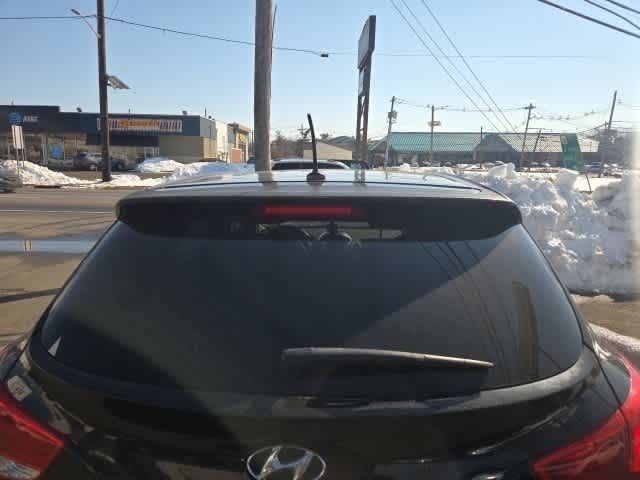 Thumbnail: 2011 Hyundai Tucson - 8