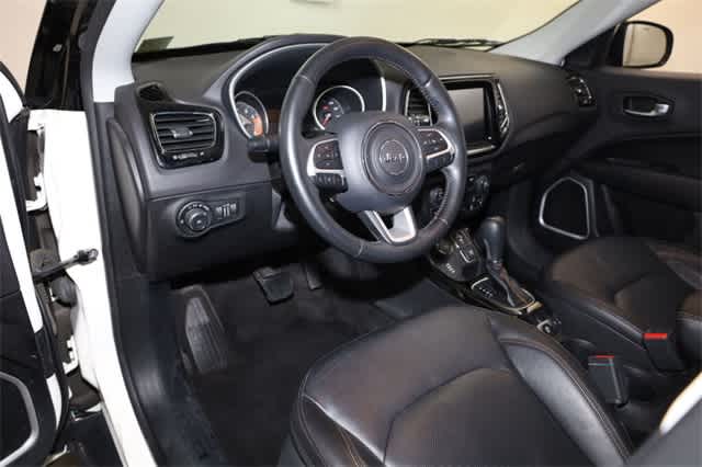 Thumbnail: 2018 Jeep Compass - 14