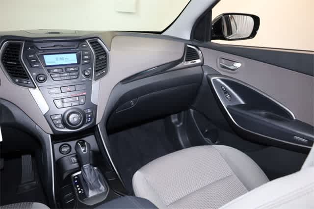 Thumbnail: 2013 Hyundai Santa Fe - 18