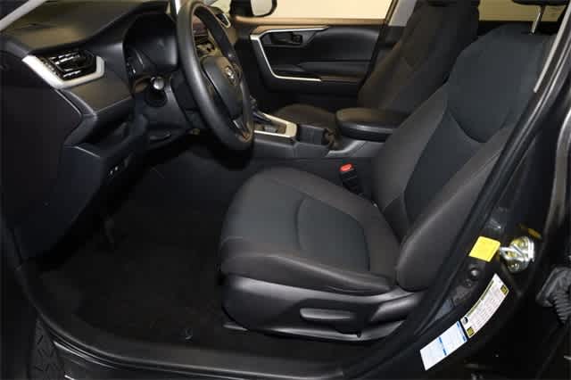 2023 Toyota RAV4 LE 15