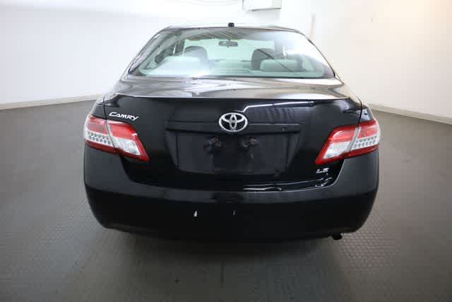 Thumbnail: 2011 Toyota Camry - 6