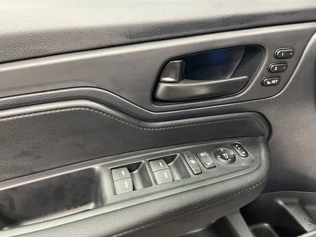 Thumbnail: 2026 Honda Odyssey - 12
