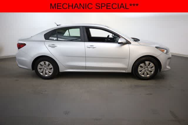 Thumbnail: 2018 Kia Rio - 9