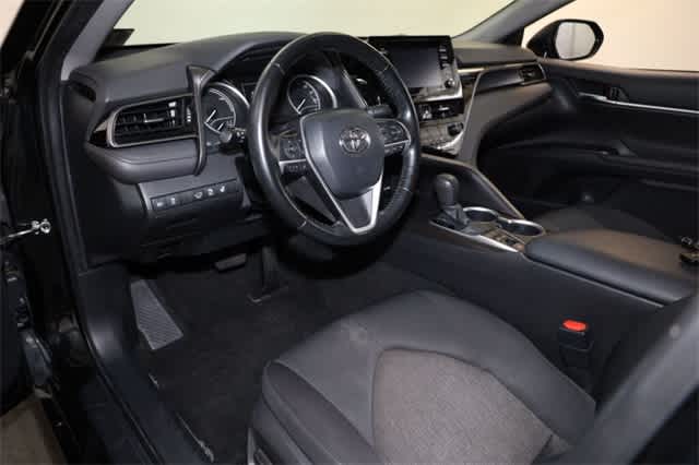Thumbnail: 2022 Toyota Camry - 14