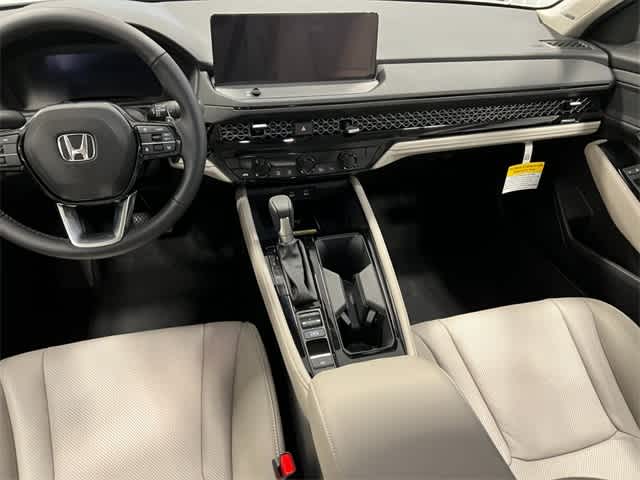 Thumbnail: 2025 Honda Accord - 17