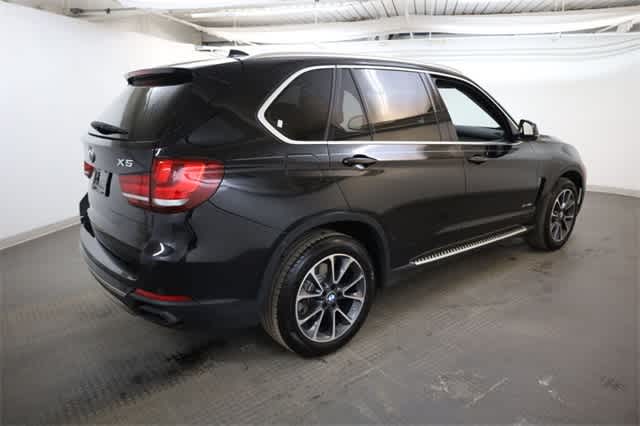Thumbnail: 2015 BMW X5 - 8