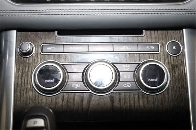 Thumbnail: 2017 Land Rover Range Rover Sport - 35