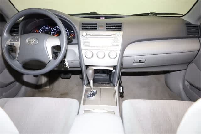 2010 Toyota Camry LE 17