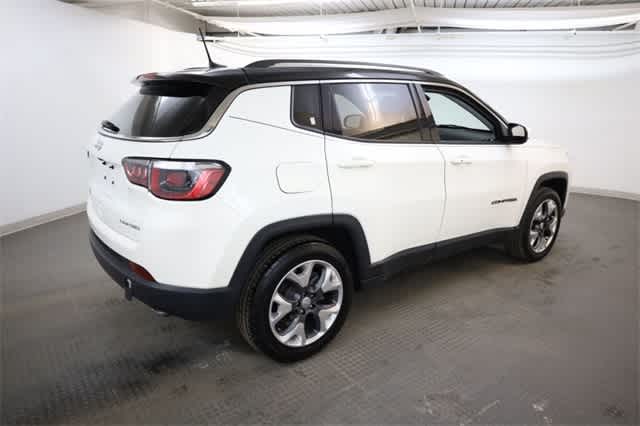 Thumbnail: 2018 Jeep Compass - 8